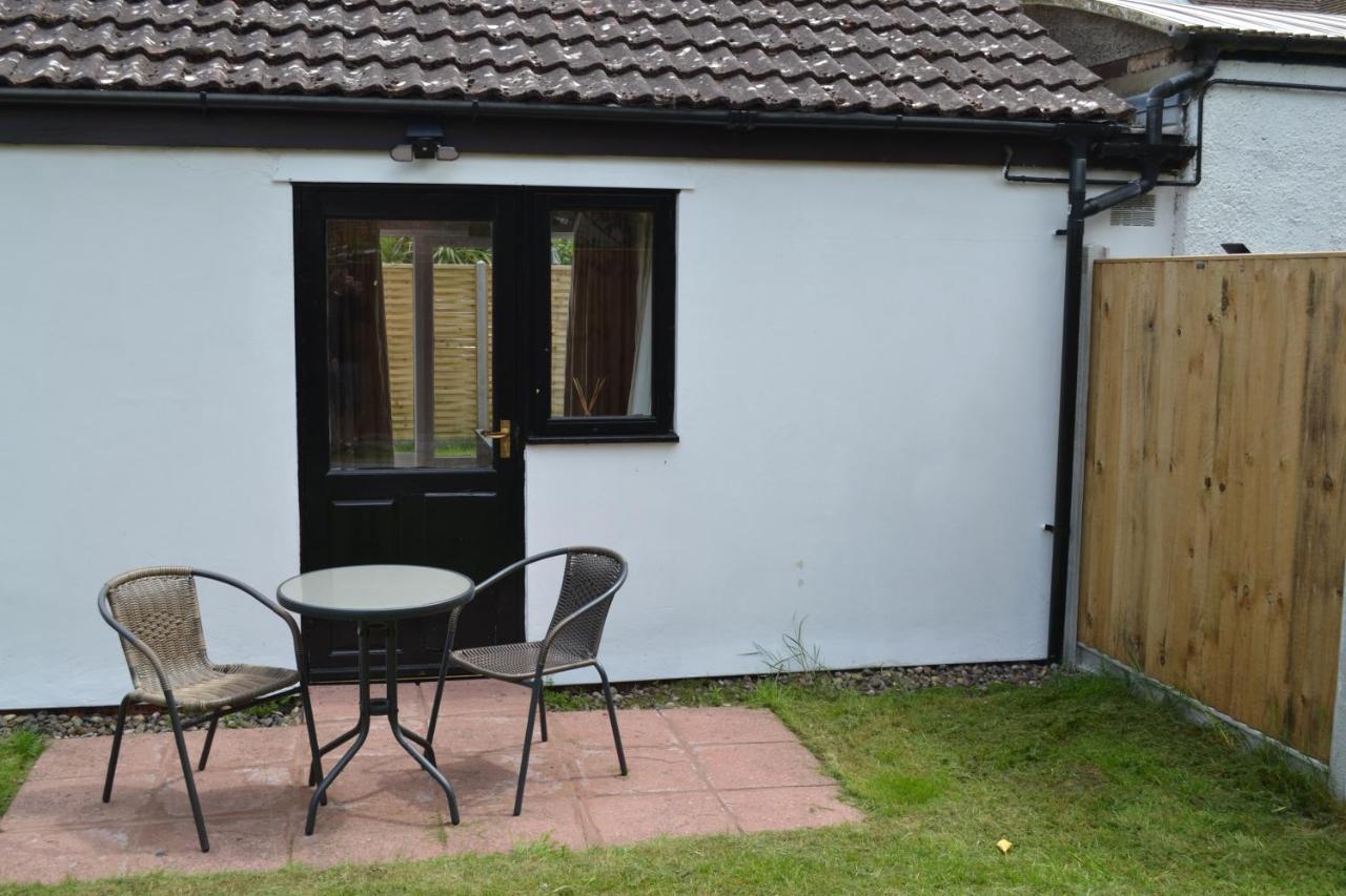 Number 4 - Lytton Tree Lodge, Reydon, Southwold Exterior foto